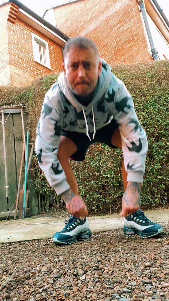 Post 1 by Waldo on TikTok (video)