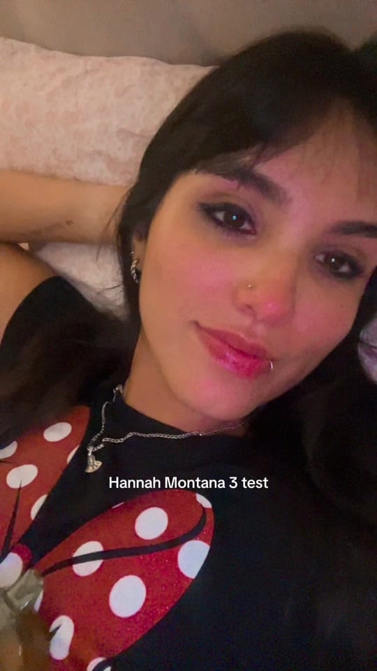 Post 4 by Camila Valdivia on TikTok (video)