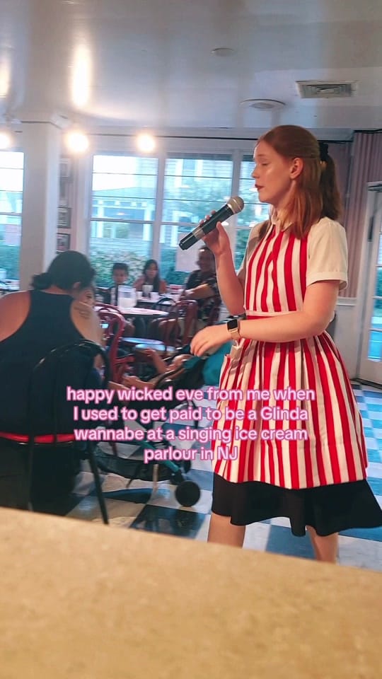 Post 8 by mopo on TikTok (video)
