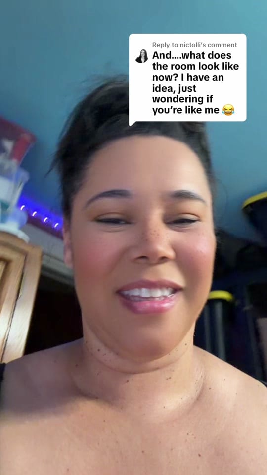 Post 8 by Ronnie The BalloonGirl on TikTok (video)