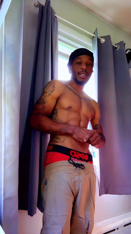 Post 3 by BigDude662 on TikTok (video)