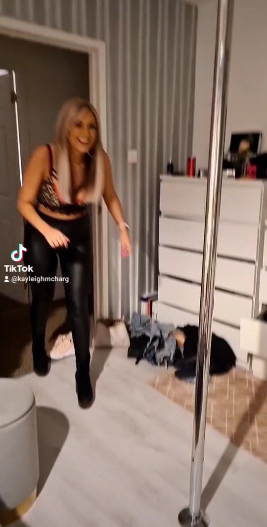 Post 10 by Kayleigh 🌸 on TikTok (video)