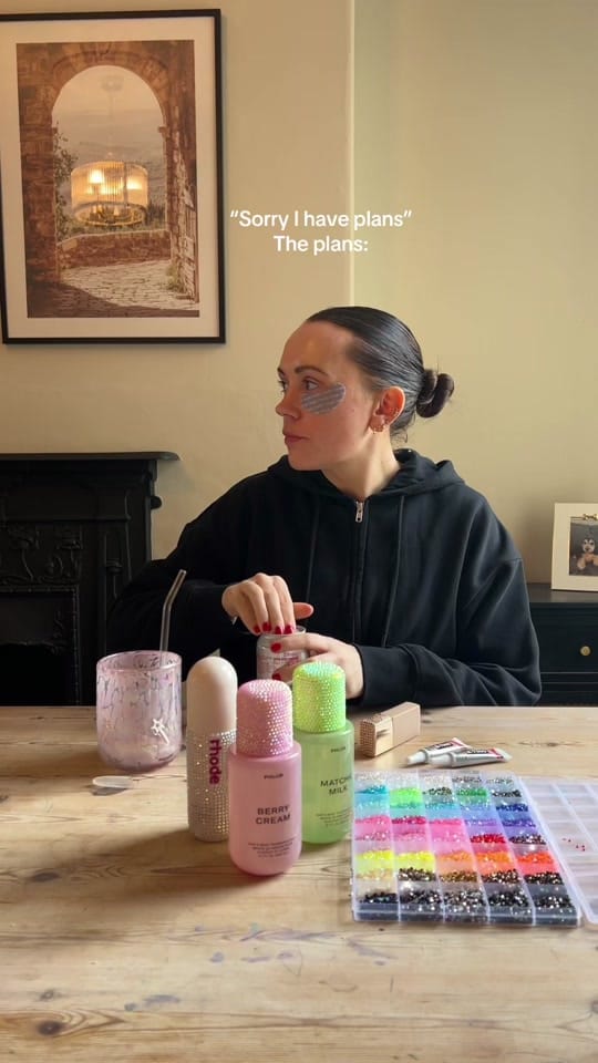 Post 8 by emmamanchester_ on TikTok (video)