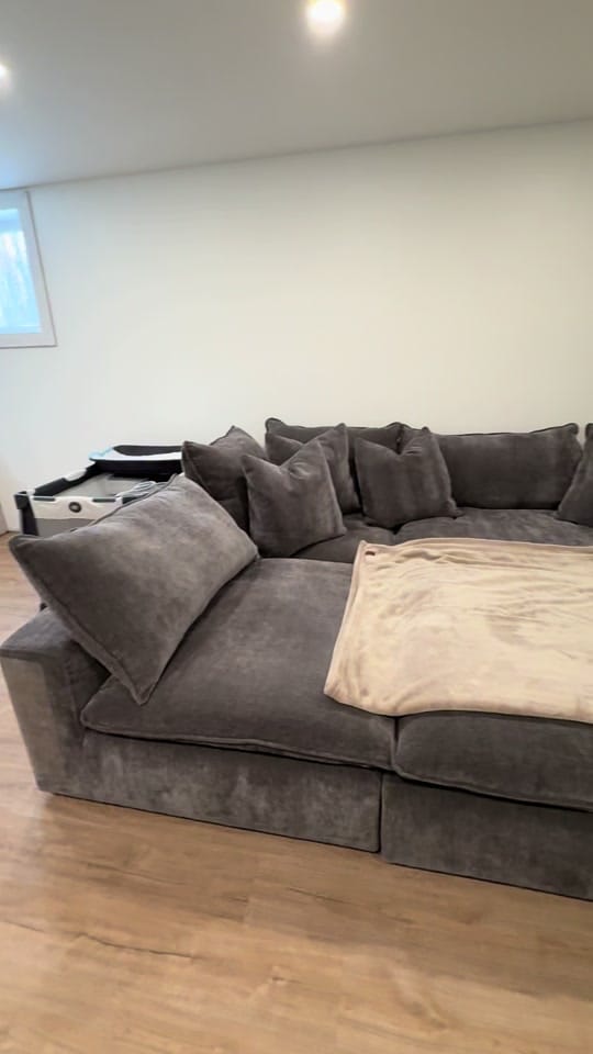 Post 6 by thegarbutthouse on TikTok (video)