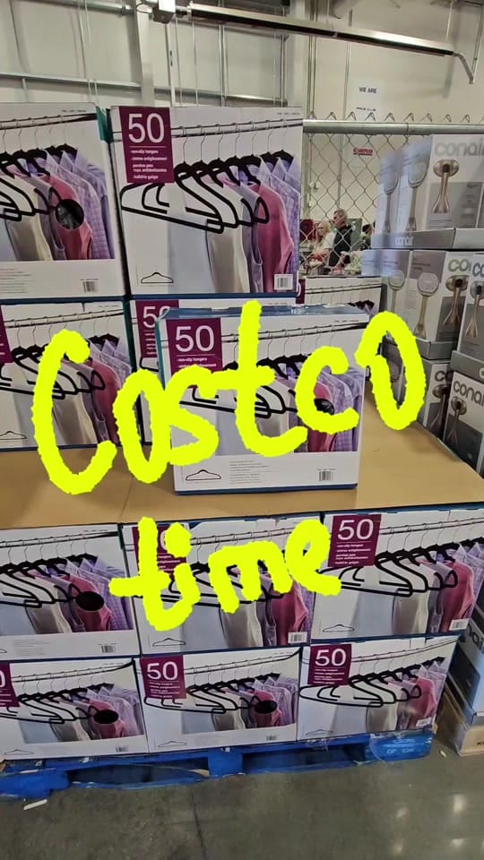 Post 3 by Katrinka Tik on TikTok (video)