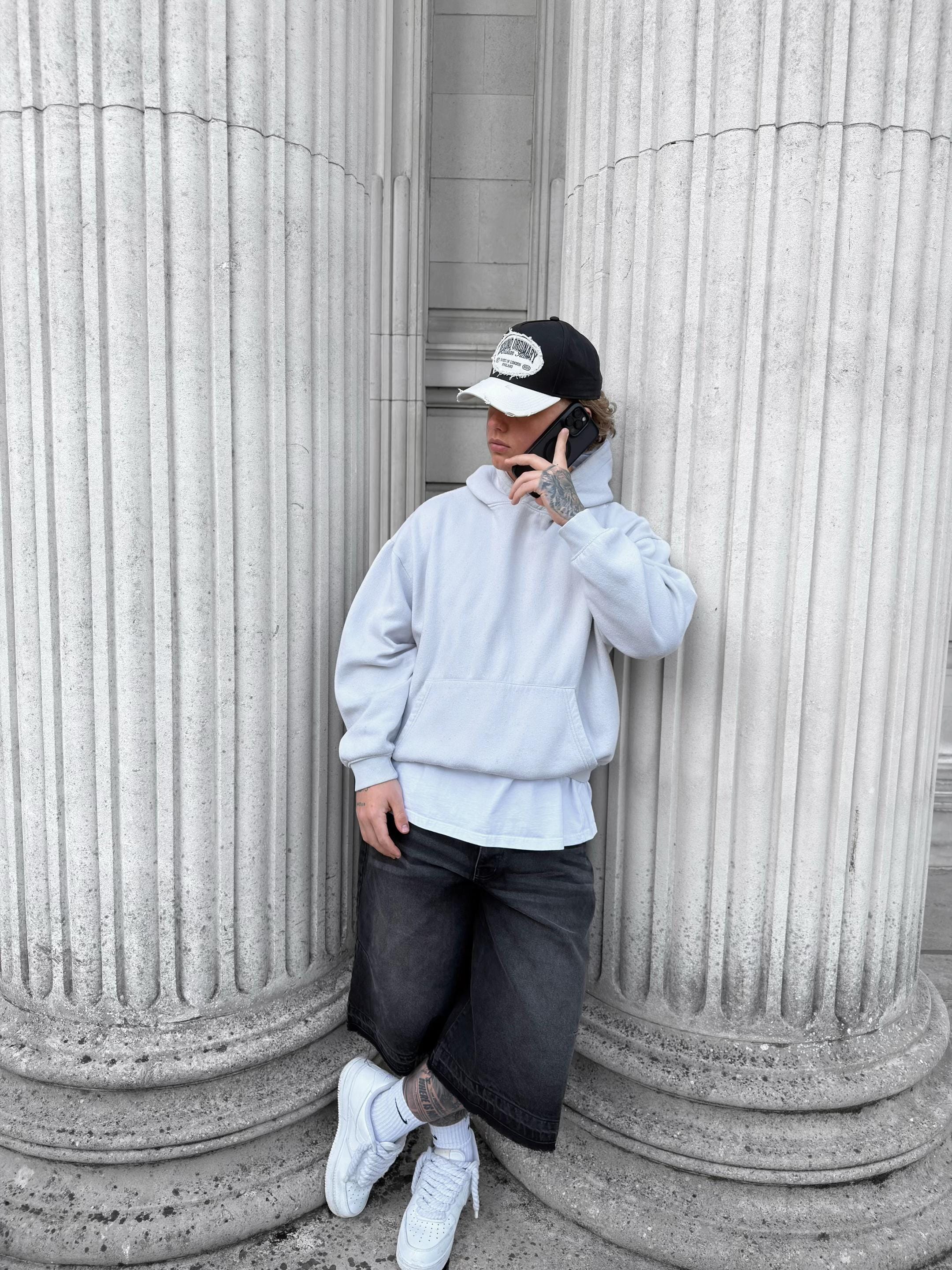 Post 5 by Deejxnes on TikTok (video)