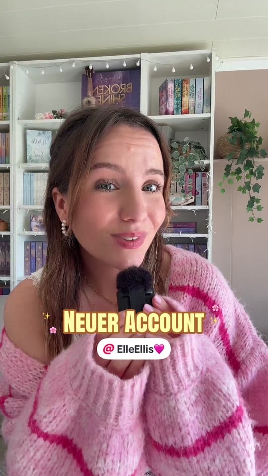Post 1 by Elle 💗📖 on TikTok (video)
