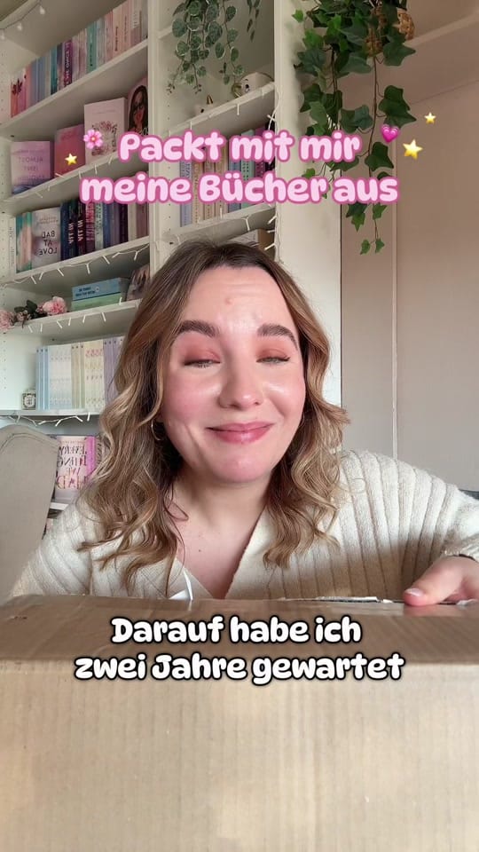 Post 10 by Elle 💗📖 on TikTok (video)