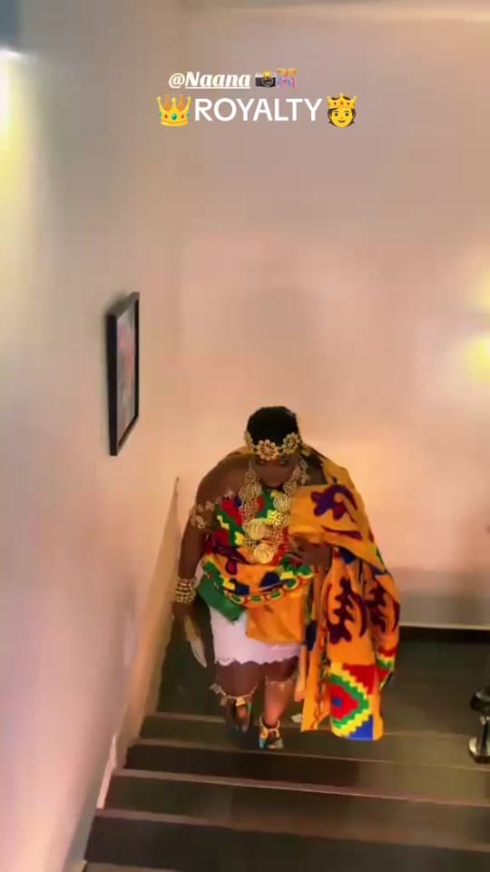 Post 2 by Mighty Kente on TikTok (video)