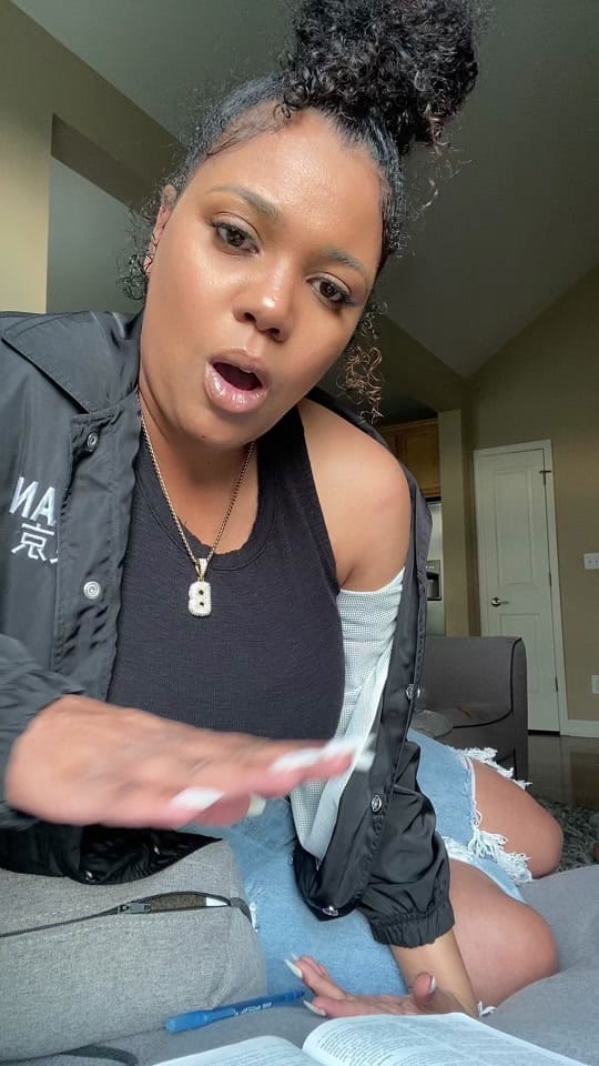 Post 10 by twinnemom1 on TikTok (video)