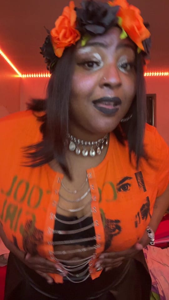 Post 7 by QueenMimi2388 on TikTok (video)