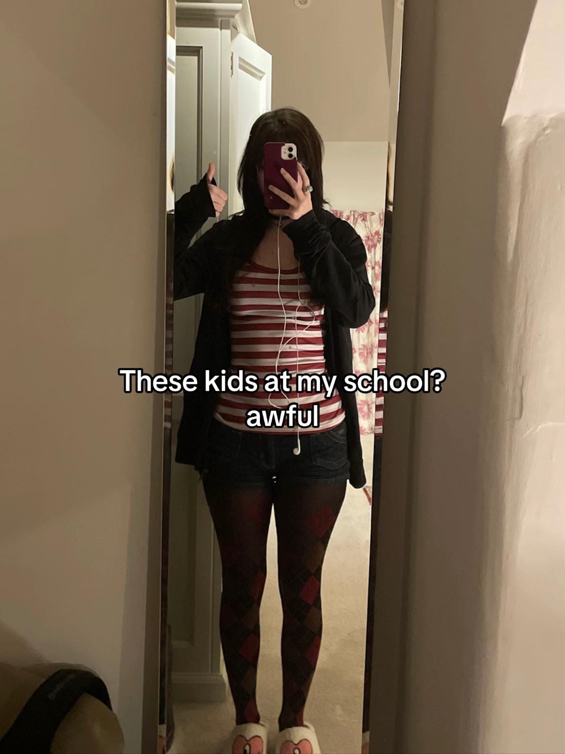 Post 2 by zenni on TikTok (video)