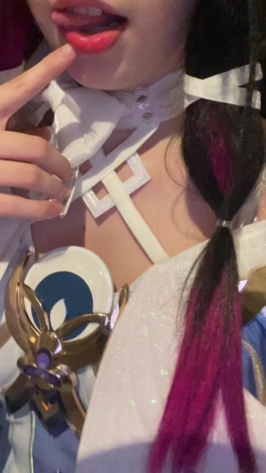 Post 7 by zenni on TikTok (video)