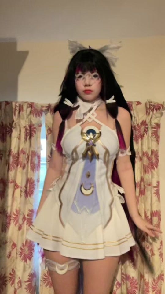 Post 10 by zenni on TikTok (video)