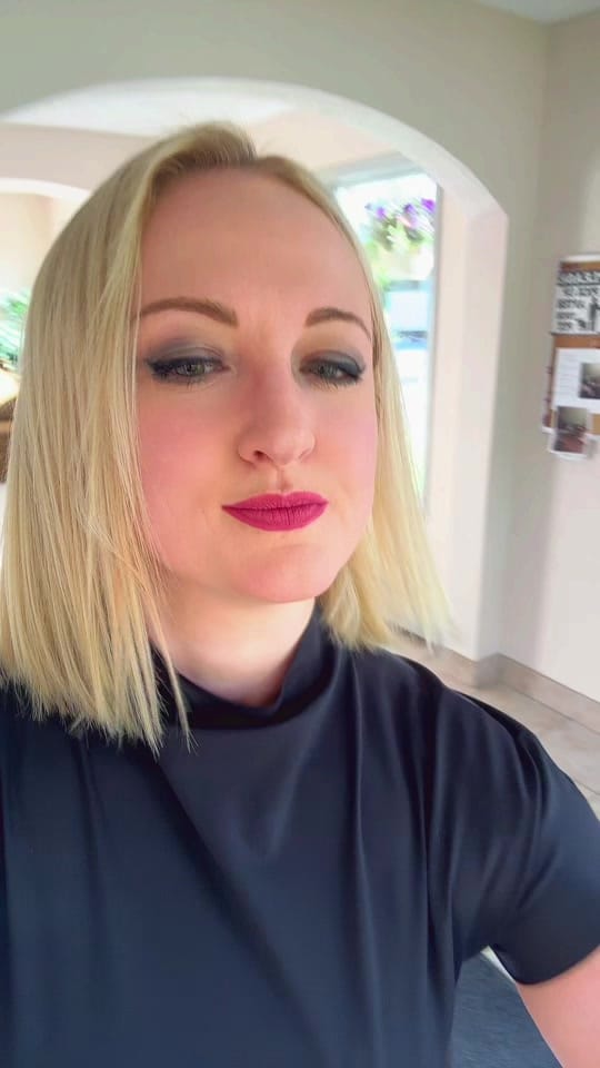 Post 10 by Julie on TikTok (video)