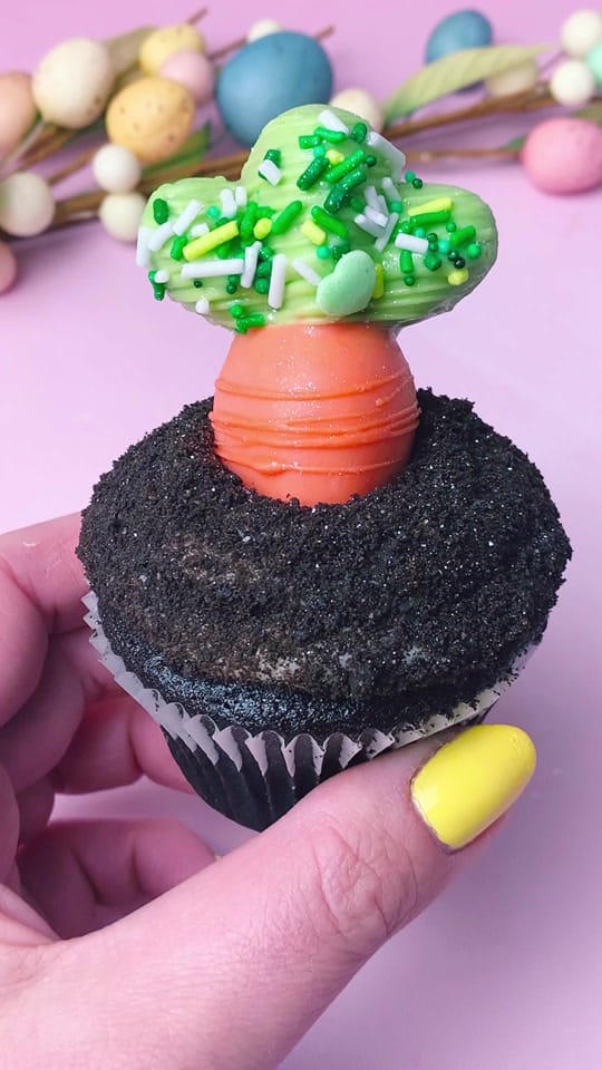 Post 2 by PamelaCakePlanner on TikTok (video)
