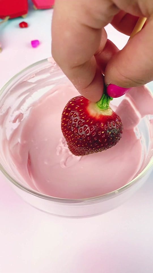 Post 9 by PamelaCakePlanner on TikTok (video)