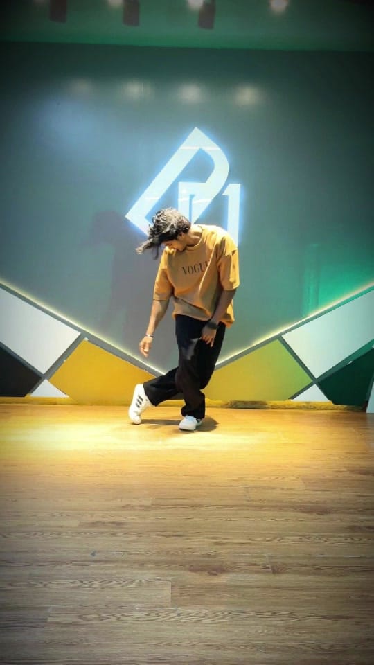 Post 9 by D Square Dance Studio on TikTok (video)