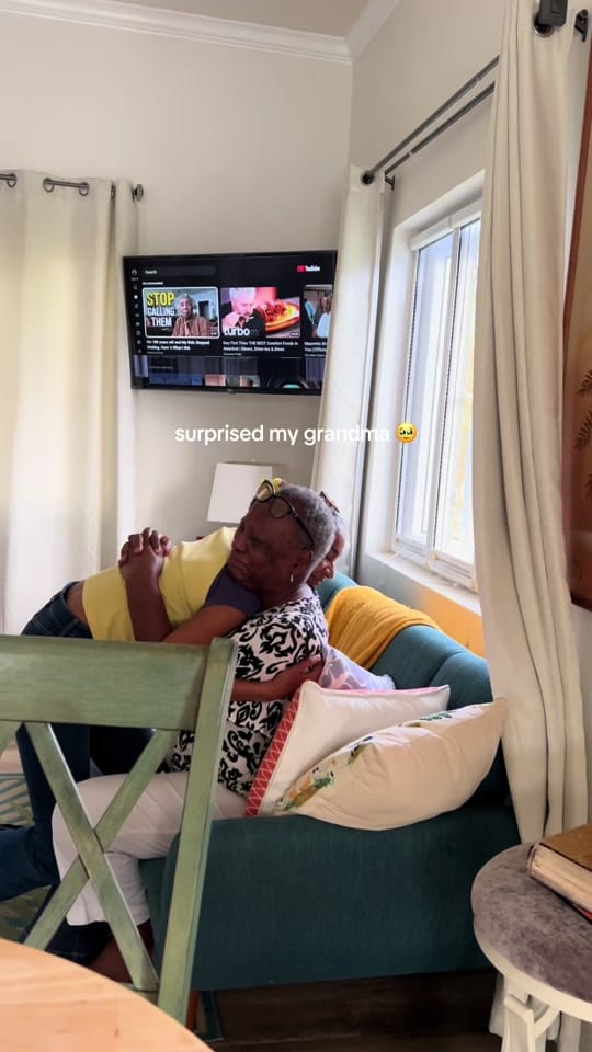Post 2 by lauren 🌻 on TikTok (video)