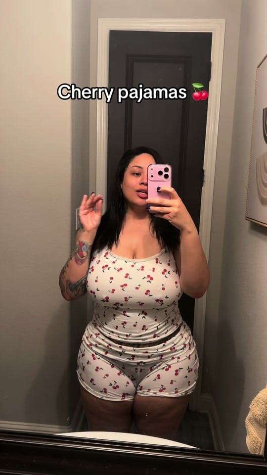 Post 6 by Tupacs.Nosering on TikTok (video)