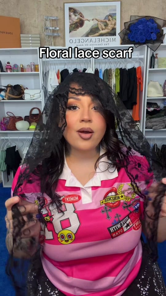Post 4 by Tupacs.Nosering on TikTok (video)