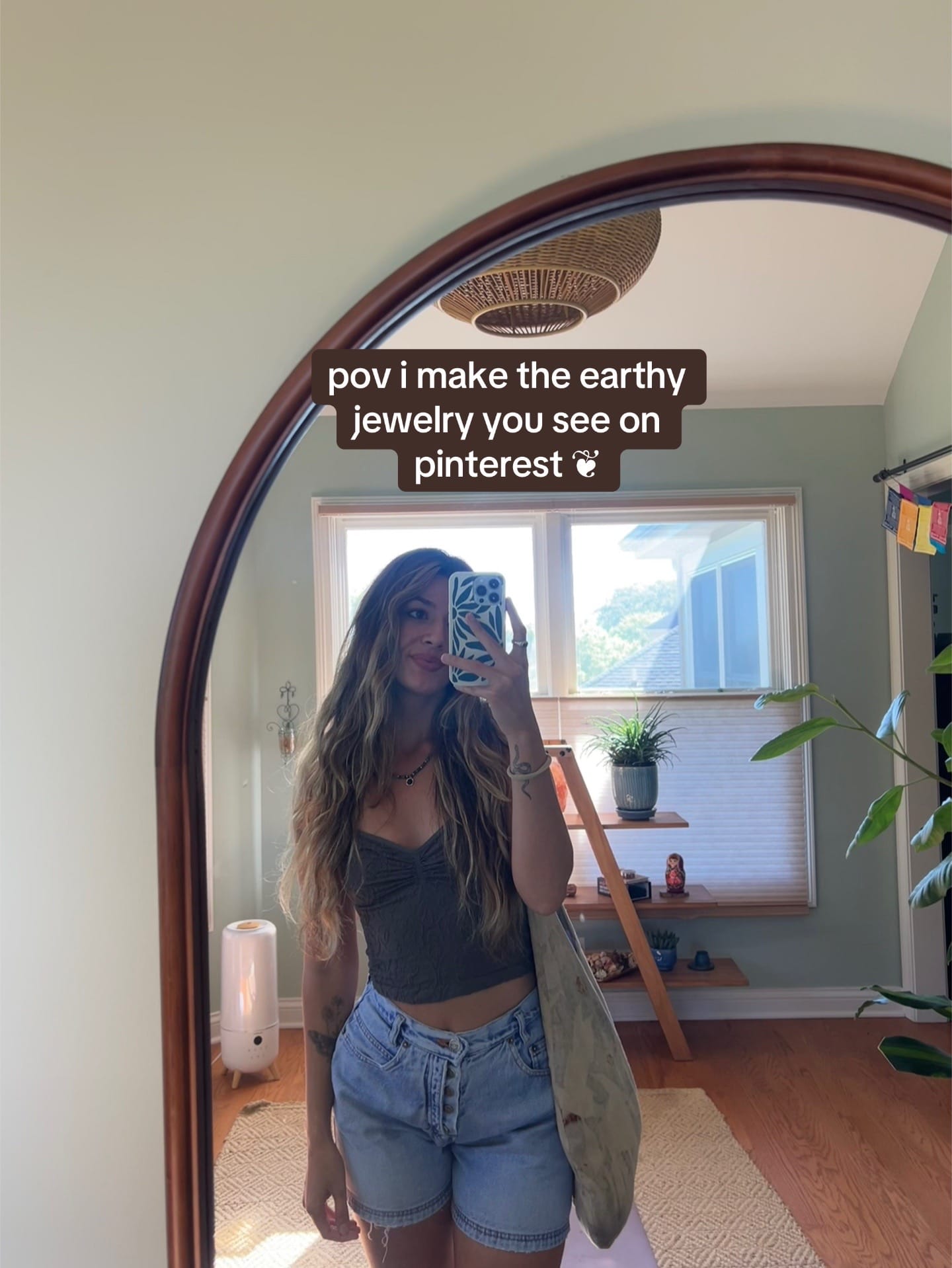 Post 1 by mikaela 𐦍 on TikTok (video)