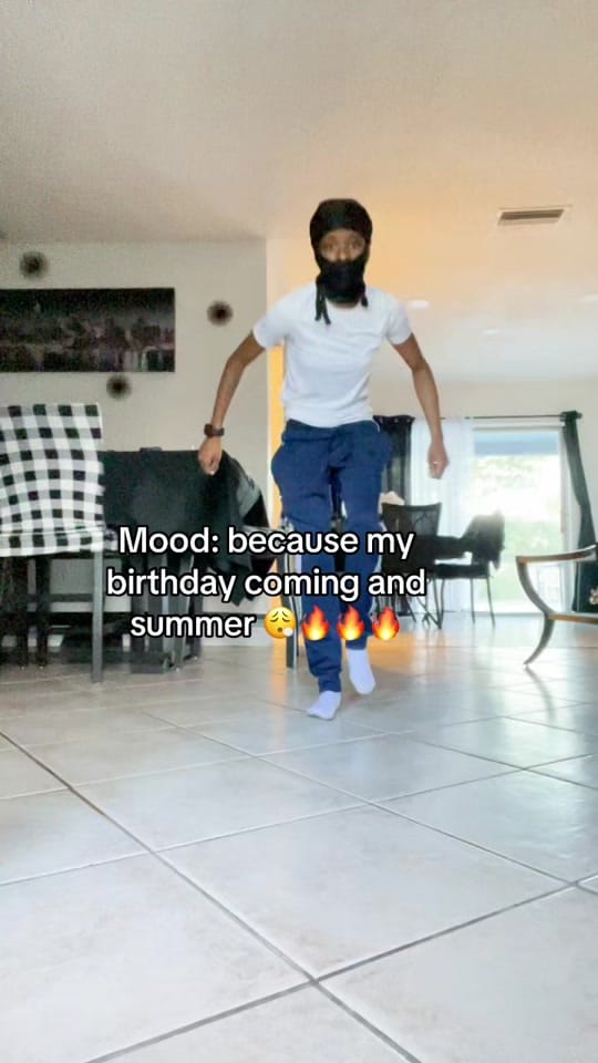 Post 4 by gbuddytoraw on TikTok (video)