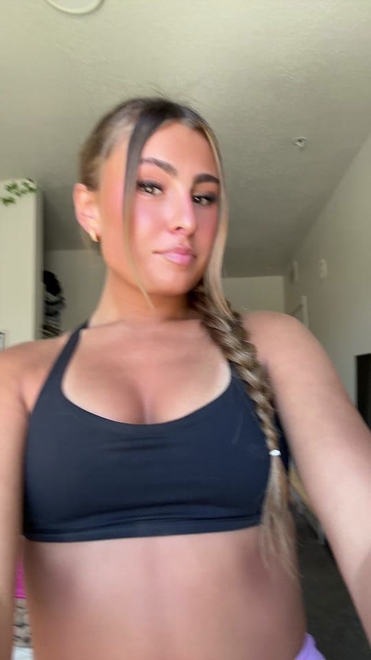 Post 2 by Savvy🪽 on TikTok (video)