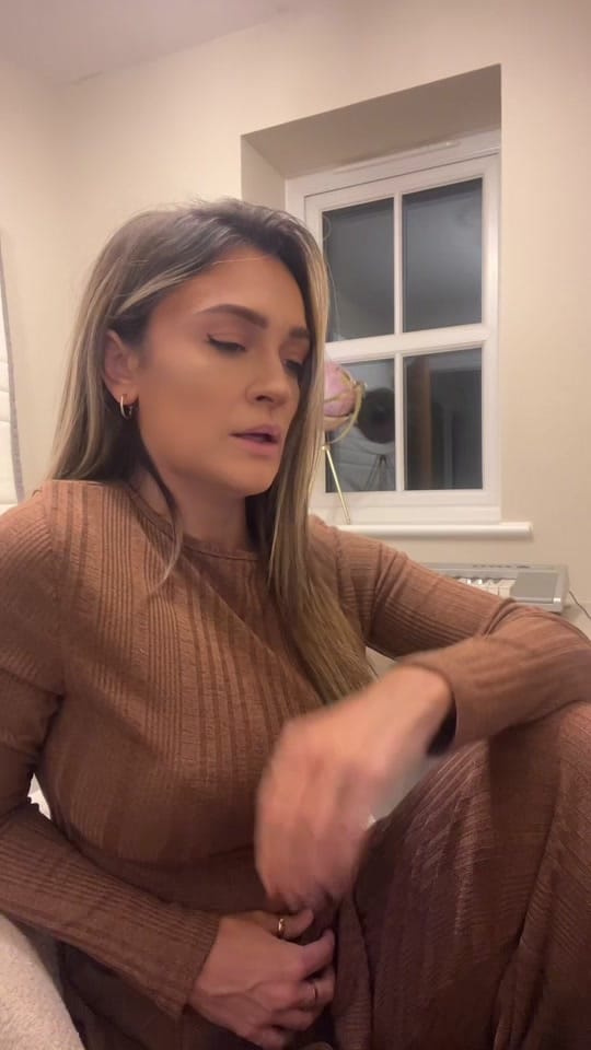 Post 9 by Georgia Box on TikTok (video)