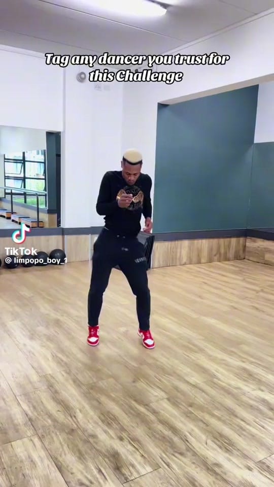 Post 10 by EMANUELAUSTIN on TikTok (video)
