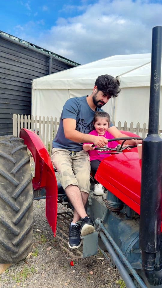 Post 1 by Atii Khattak on TikTok (video)