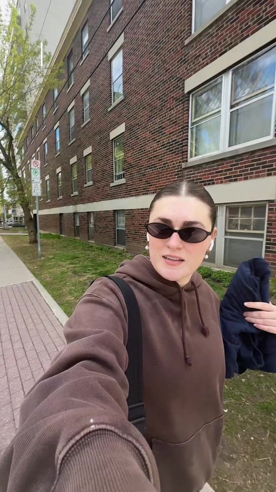 Post 8 by claudia on TikTok (video)
