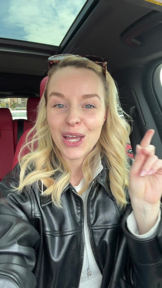 Post 1 by Emily Jane🤍 on TikTok (video)