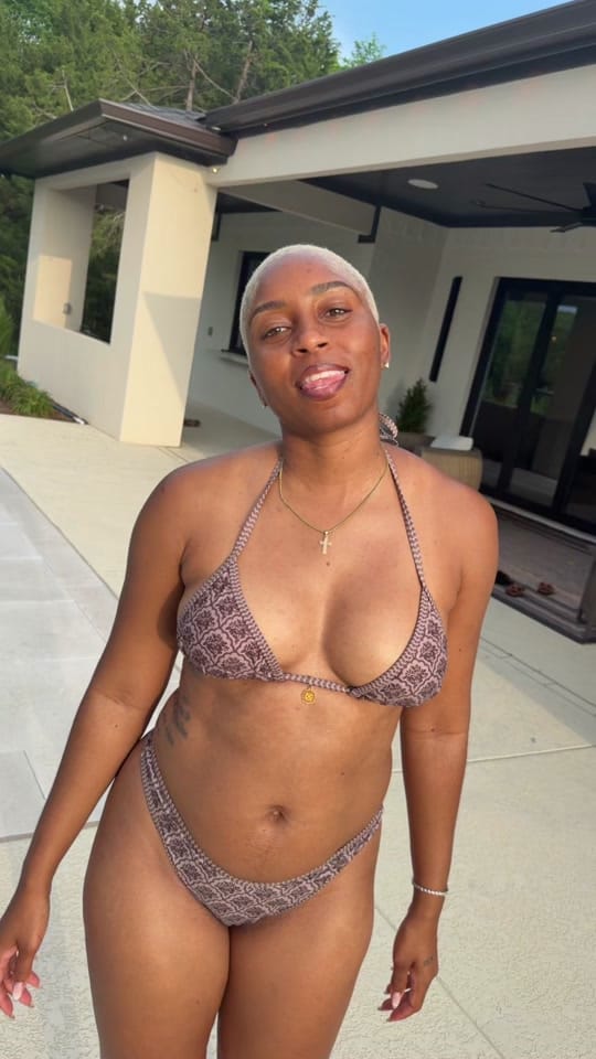 Post 4 by Victoria Bennie on TikTok (video)