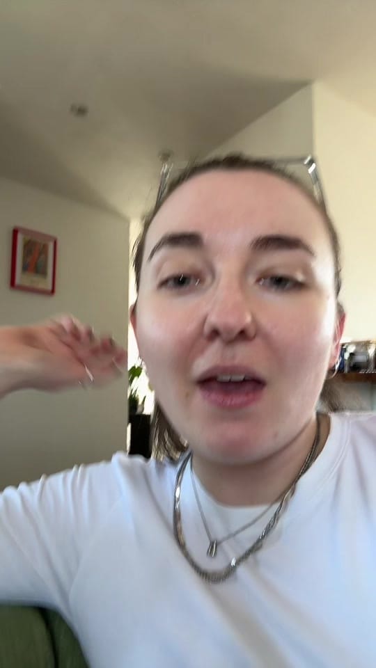 Post 2 by Fabi on TikTok (video)