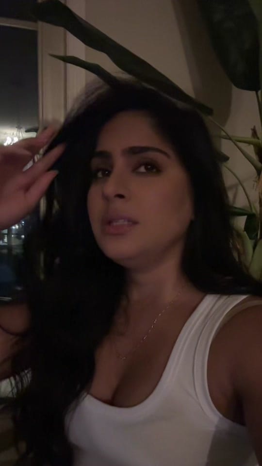 Post 10 by hennasahota on TikTok (video)