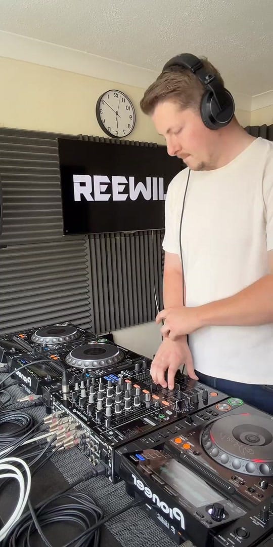Post 7 by REEWIL on TikTok (video)