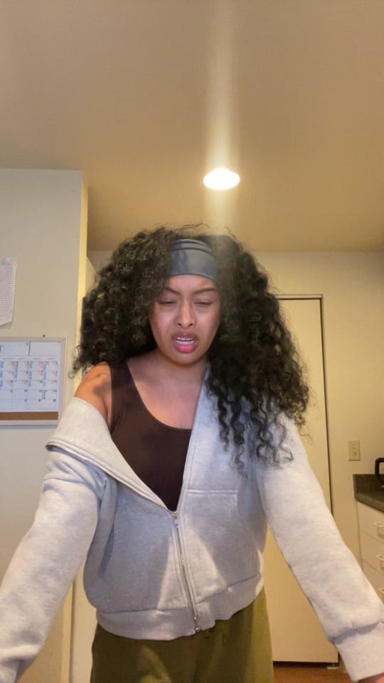 Post 6 by Kalia 🎤❤ on TikTok (video)