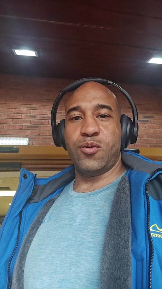 Post 6 by Tommy hench on TikTok (video)