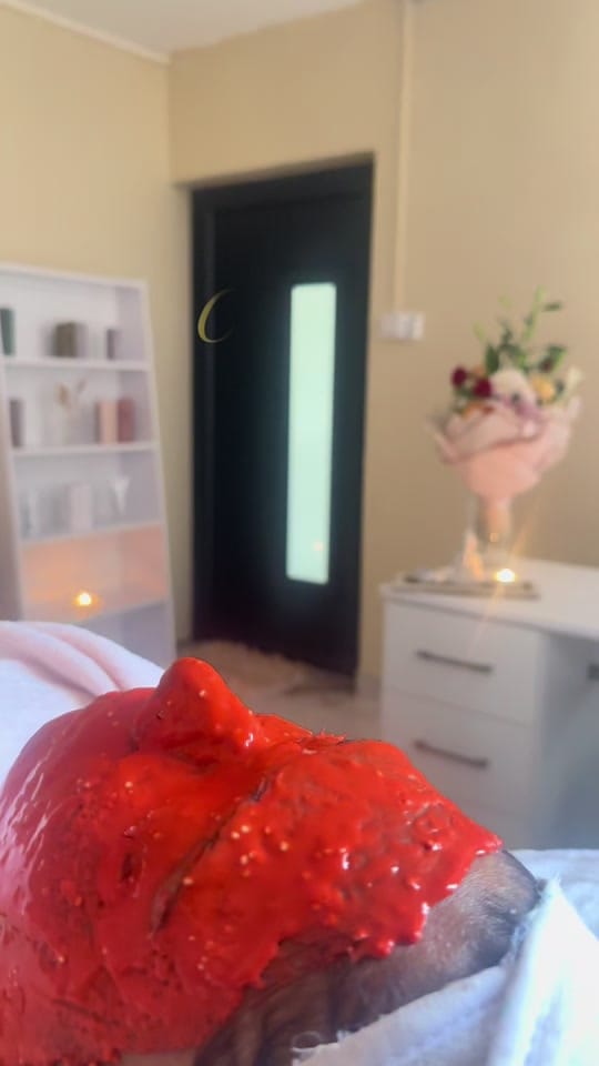 Post 2 by Beauty by Dia on TikTok (video)