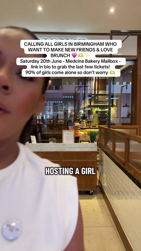 Post 4 by showupsis on TikTok (video)