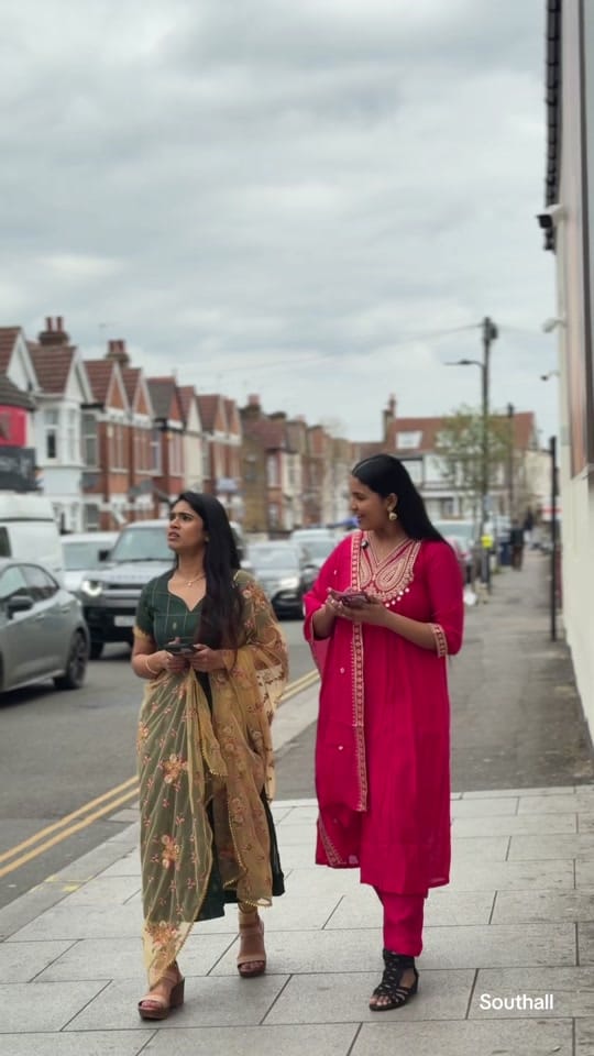 Post 10 by tamilponnuinlondon on TikTok (video)