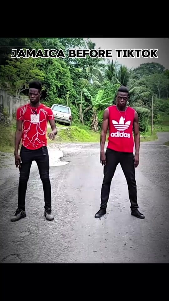 Post 5 by 亗 𝙼𝚛 𝙷𝚊𝚗𝚍𝚜𝚘𝚖𝚎 ×͜× on TikTok (video)