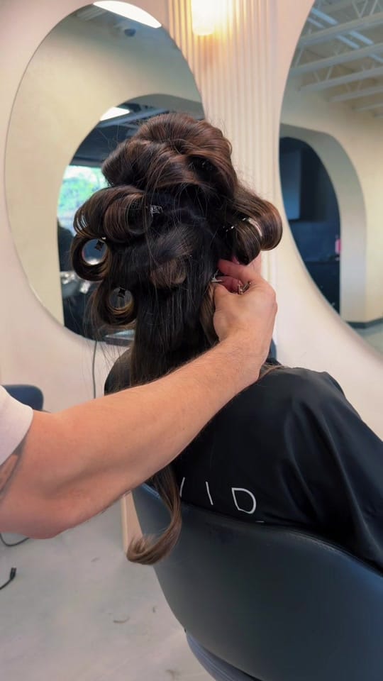 Post 6 by dvcolour on TikTok (video)