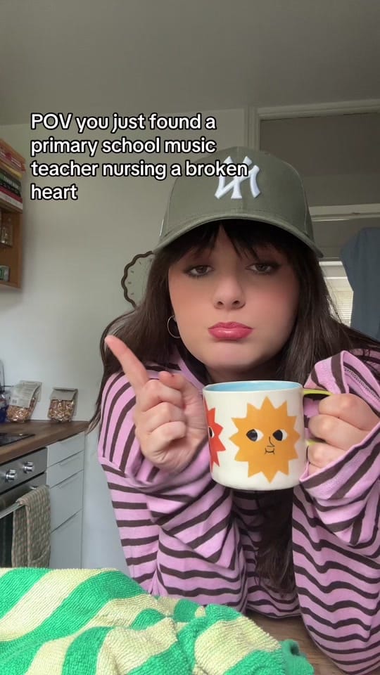 Post 6 by E D A   N I V E S on TikTok (video)