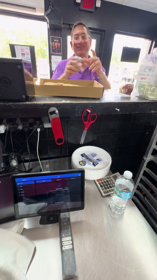 Post 3 by jojosnystylepizza on TikTok (video)
