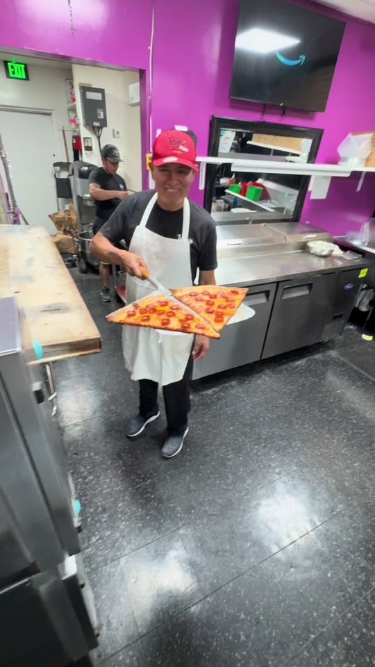 Post 6 by jojosnystylepizza on TikTok (video)