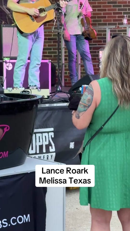 Post 1 by TexasMusicLive on TikTok (video)