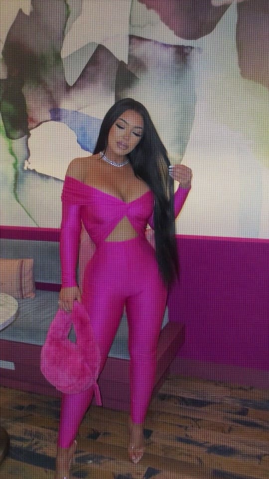 Post 9 by 💲Money Molly💲 on TikTok (video)