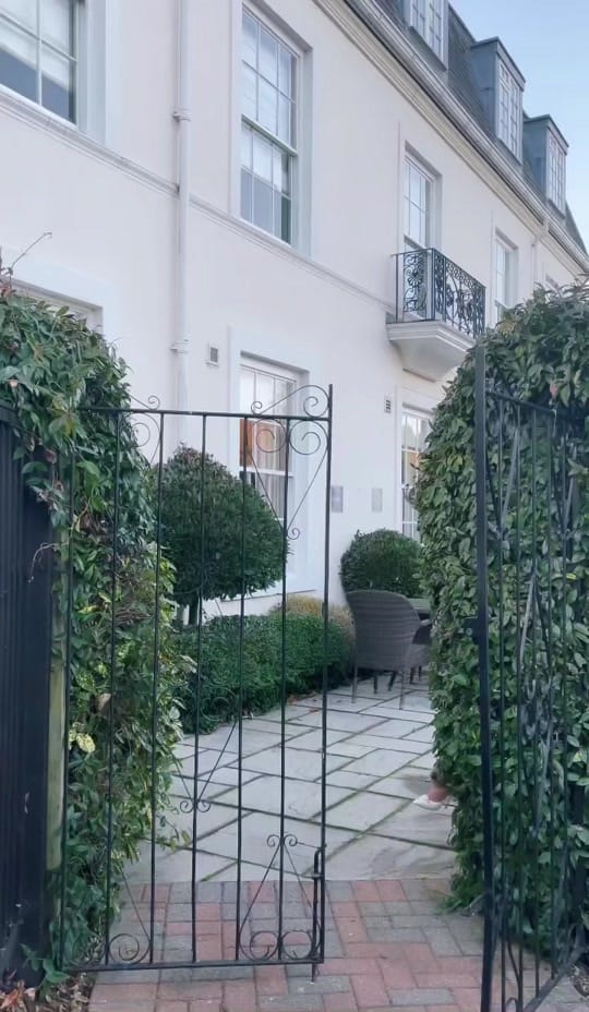 Post 10 by Santinni on TikTok (video)